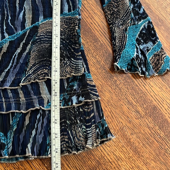 Alberto Makali SZ S Long Sleeve Crepe Semi Sheer Animal Print Blue Blouse Sequin - Picture 11 of 15